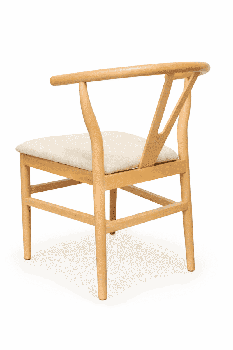 Silla Wishbone tapizada vista trasera lateral